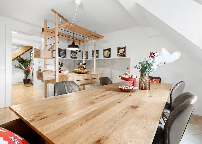 Апартаменти Value Location Ac Free Parking